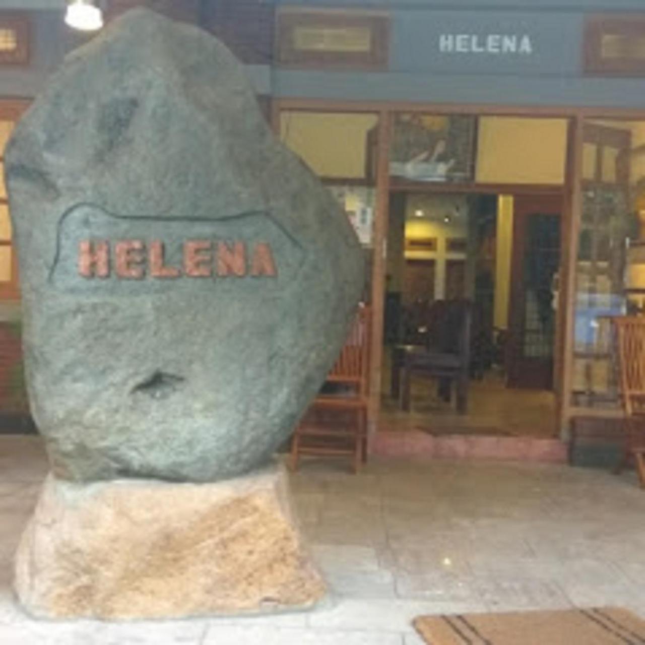Helena Guest House Malang Exterior photo